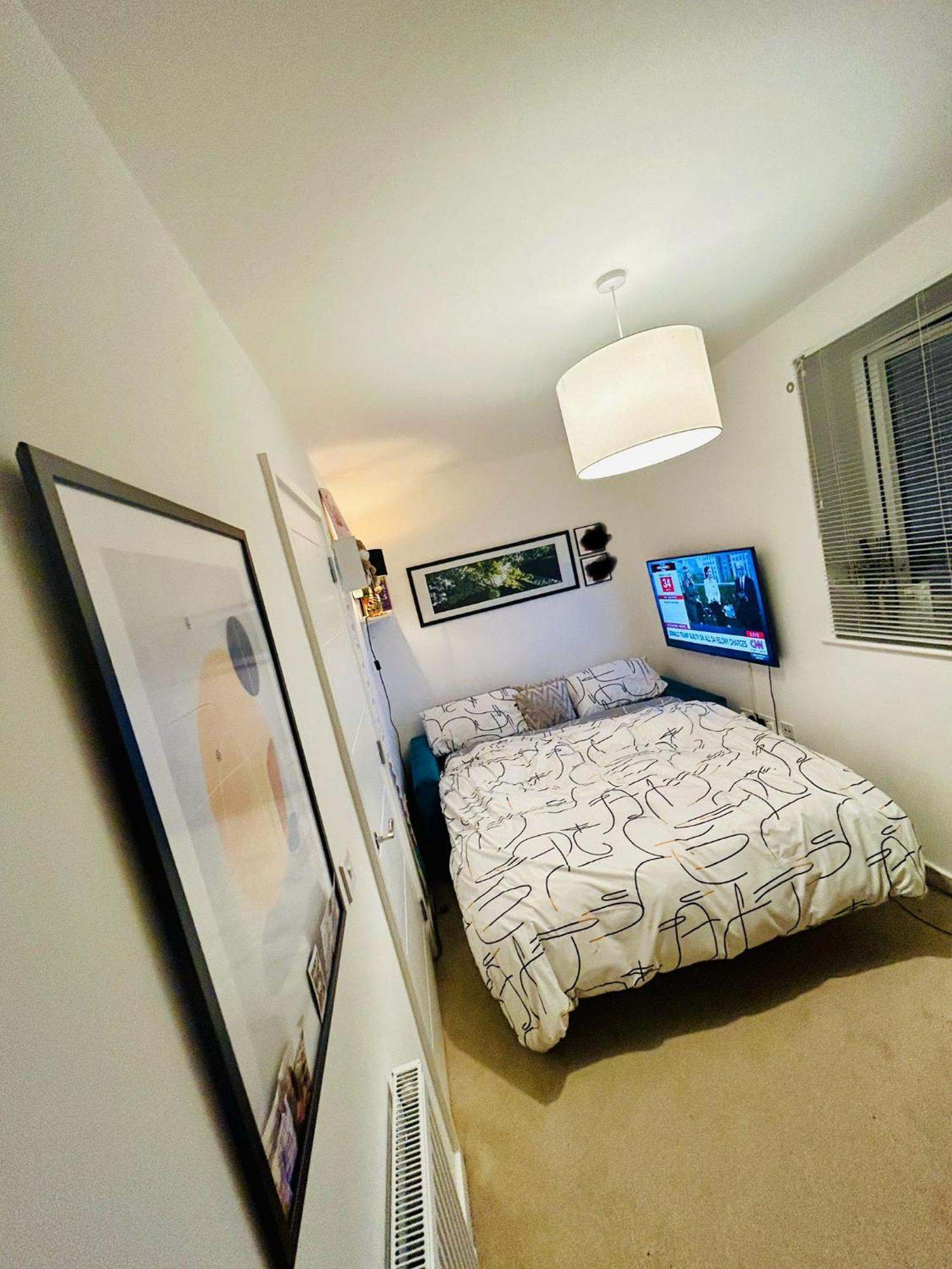 Comfortable Double Room & Single Room In Vibrant Hatfield Neighbourhood 외부 사진
